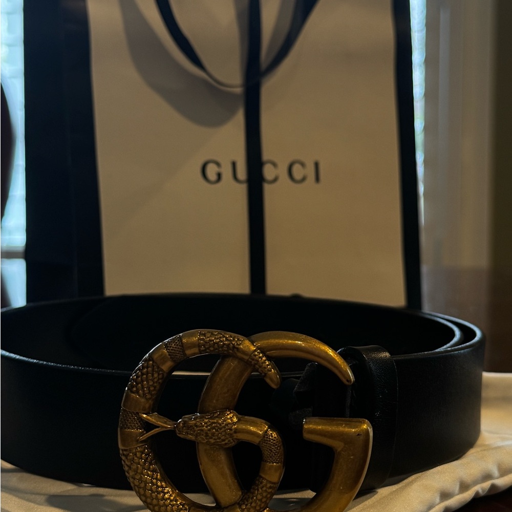 Gucci snake belt